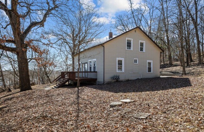 3030 Indian Rd-Unit -3030 in Davenport, IA - Building Photo - Building Photo