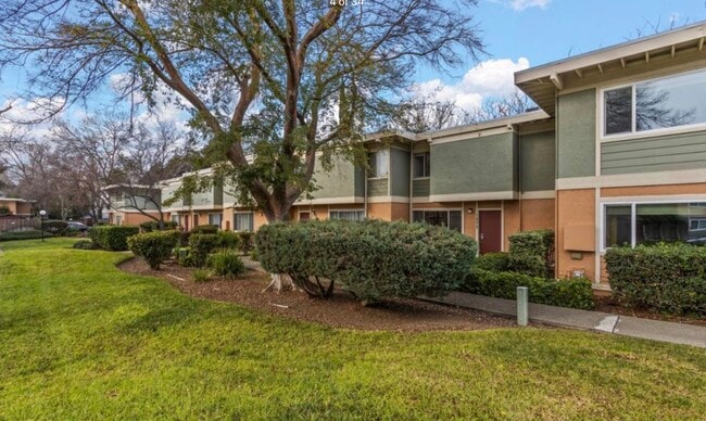 property at 1573 Drake Dr