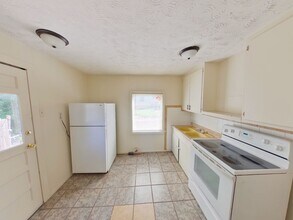 3130 S Davidson St in Wichita, KS - Building Photo - Building Photo