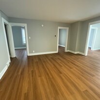 269 W Main St, Unit 1 in Amsterdam, NY - Building Photo