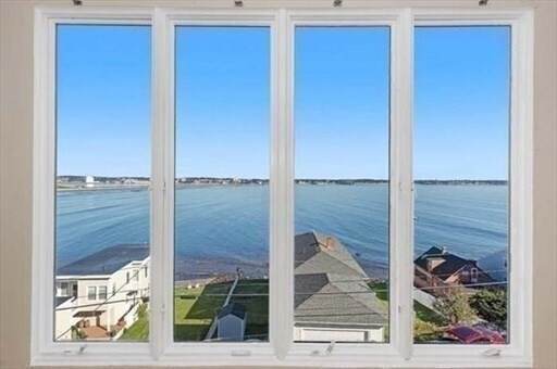 167 Wilson Rd in Nahant, MA - Building Photo