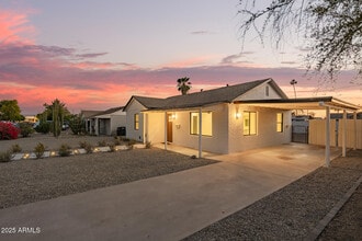 9042 N 3rd Ave in Phoenix, AZ - Building Photo - Building Photo