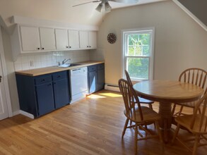 1748 Farmington Ave-Unit -3 in Farmington, CT - Foto de edificio - Building Photo
