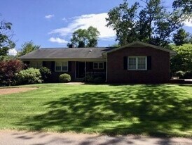 231 Grove Dr in Clemson, SC - Building Photo