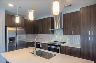 2213 Poquito St in Austin, TX - Building Photo - Building Photo