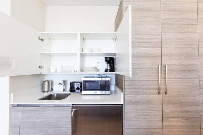 327 Pierce St, Unit SI ID1227258P in Hollywood, FL - Foto de edificio - Building Photo