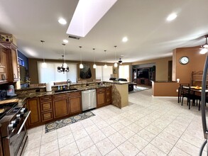 15847 W Bridgewood Dr in Surprise, AZ - Building Photo - Building Photo