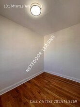 191 Myrtle Ave in Jersey City, NJ - Building Photo - Building Photo