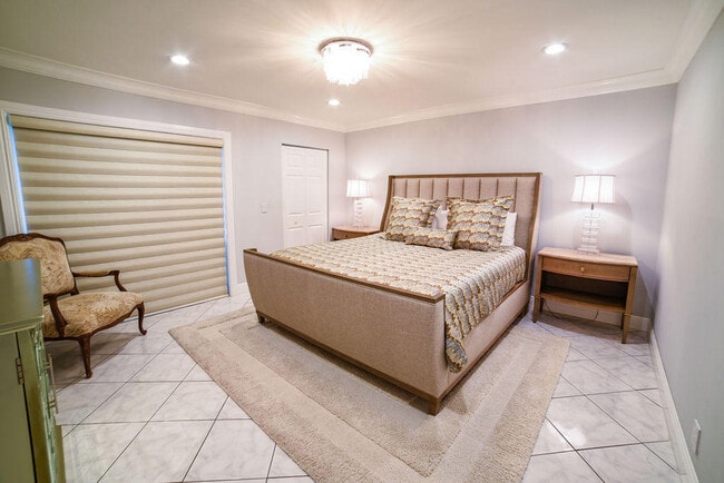 property at 14823 Cumberland Dr