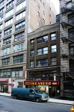 107 W 26th St in New York, NY - Building Photo - Building Photo