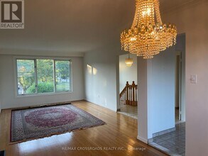 51 Pleasant View Dr in Toronto, ON - Building Photo - Building Photo