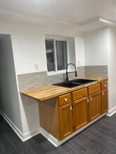 2559 W Fullerton Ave in Chicago, IL - Building Photo - Building Photo