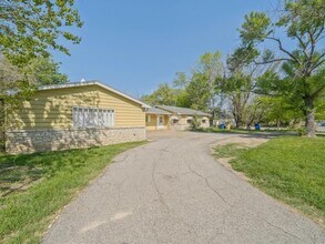 2326 Hartford Rd in Austin, TX - Building Photo - Building Photo