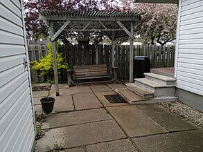 4998 Elm St in Newport, MI - Building Photo - Building Photo