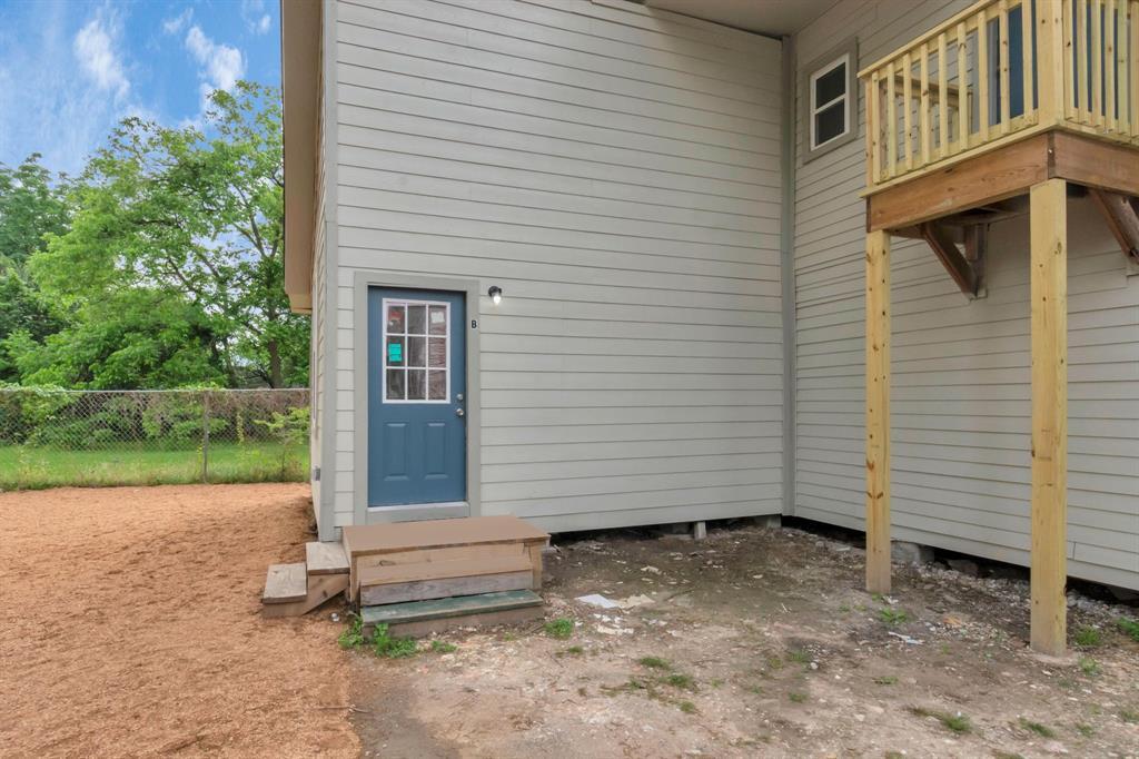 211 Stiles St in Houston, TX - Building Photo