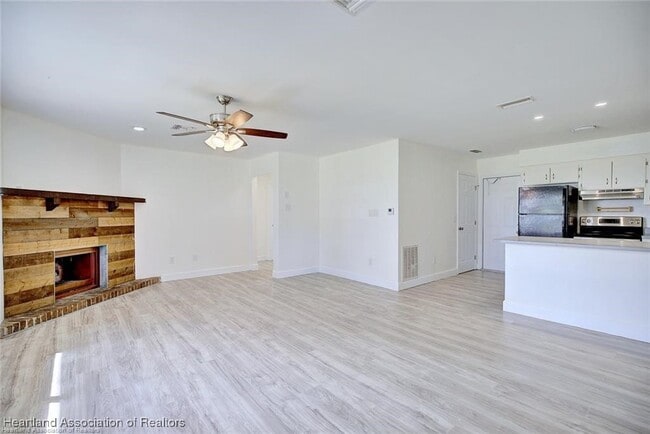4621 Starfish Ave in Sebring, FL - Building Photo - Building Photo