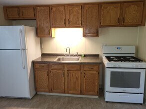 138 Knollwood Dr, Unit A3 in Industry, PA - Building Photo - Building Photo