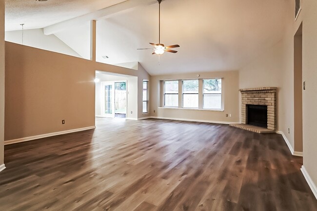 property at 2627 S Brompton Dr