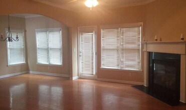 1664 Oakbrook Lake Dr NW in Norcross, GA - Building Photo - Building Photo