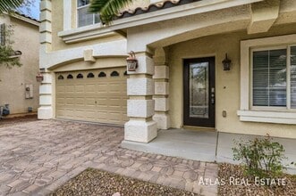 10884 Royal Highlands St in Las Vegas, NV - Building Photo - Building Photo