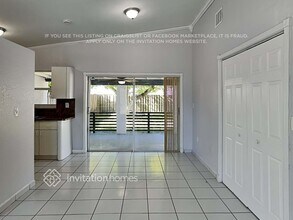 18342 SW 135th Ave in Miami, FL - Building Photo - Building Photo