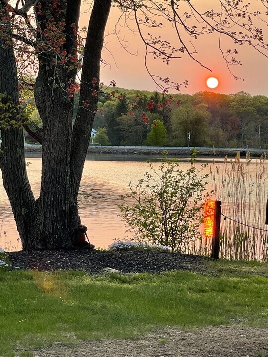 68 Lake George Rd in Wales, MA - Building Photo