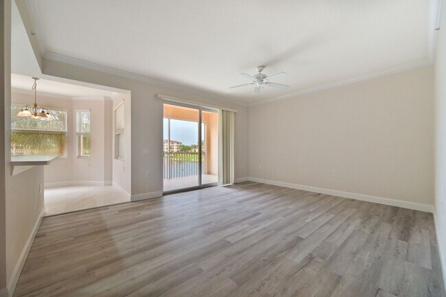 8570 Kingbird Loop in Ft. Myers, FL - Building Photo - Building Photo