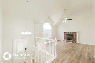 1607 Christi Ln in Raymore, MO - Building Photo - Building Photo