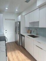 14420 NE 3rd Ct, Unit 14422 North Miami in Miami, FL - Building Photo