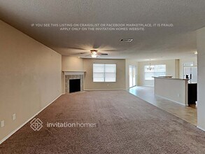4512 Ashbury Ln in Mansfield, TX - Foto de edificio - Building Photo