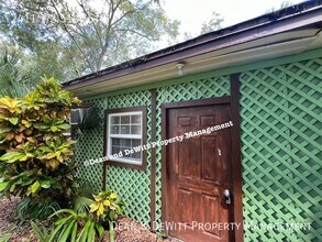 2411 1/2 51st St S in St. Petersburg, FL - Building Photo - Building Photo