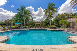 Palm Haven at Deer Creek in Deerfield Beach, FL - Building Photo - Building Photo