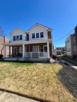 25 W Parkway Ave in Chester, PA - Building Photo