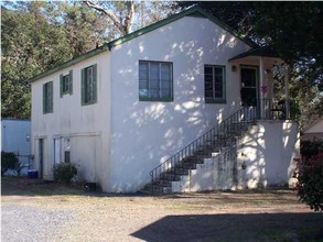 Oak Terrace Village in North Charleston, SC - Building Photo - Building Photo