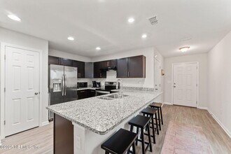8939 India Ave in Jacksonville, FL - Building Photo - Building Photo