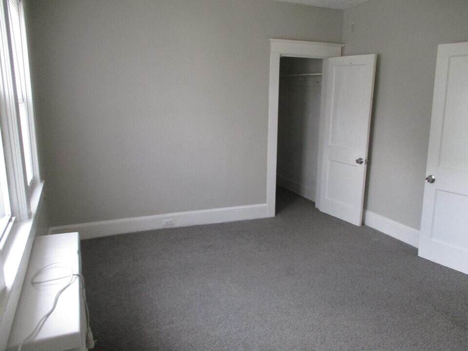 2803 Bayonne Ave in Baltimore, MD - Building Photo