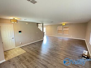 313 Jasmine Dr in Madison, AL - Building Photo - Building Photo