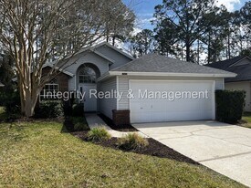 1547 Linkside Dr in Orange Park, FL - Building Photo