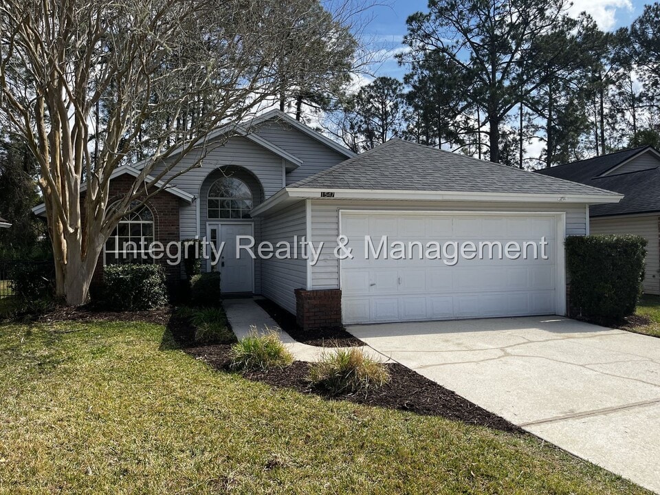 1547 Linkside Dr in Orange Park, FL - Building Photo