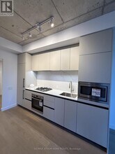 1720 Bayview Ave in Toronto, ON - Building Photo - Building Photo