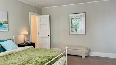 906 Metropolitan Pkwy SW in Atlanta, GA - Building Photo - Building Photo