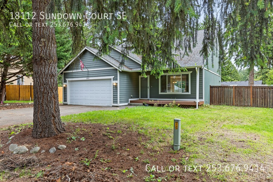 18112 Sundown Ct SE in Yelm, WA - Building Photo