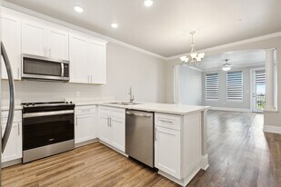 3900 Lakeshore Blvd E in Slidell, LA - Building Photo