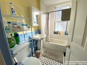 31 Worthington St, Unit 1 in Boston, MA - Building Photo - Building Photo