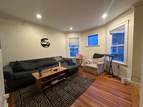 95 Calumet St, Unit 2 in Boston, MA - Building Photo - Building Photo