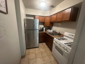 7854 S South Shore Dr in Chicago, IL - Building Photo - Building Photo