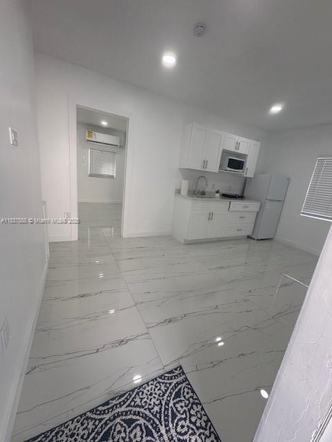 12328 SW 259th St in Homestead, FL - Foto de edificio