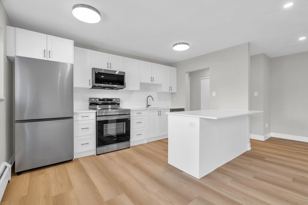 437 Hazel St in Waterloo, ON - Building Photo