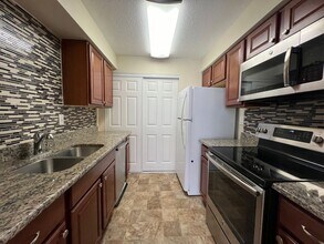 506 Orange Dr in Altamonte Springs, FL - Building Photo - Building Photo