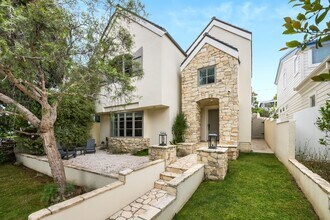 755 31st St in Manhattan Beach, CA - Building Photo - Building Photo